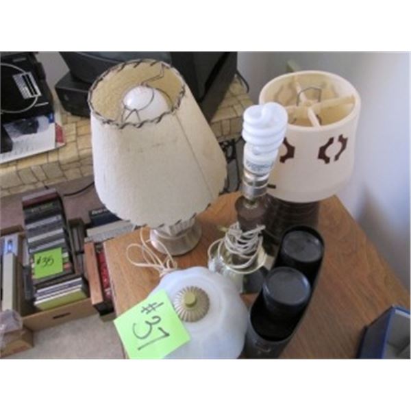 3 SMALL LAMPS & BINOCULARS