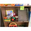 Image 3 : BOOKSHELF C/W BUILDING BLOCKS, BOOKS, TOY SHOPPING CART