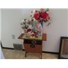 Image 1 : END TABLE/BOOK RACK, ARTIFICIAL FLOWERS, DECORATIVE MIRROR W/ FLOWER