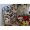 Image 3 : END TABLE/BOOK RACK, ARTIFICIAL FLOWERS, DECORATIVE MIRROR W/ FLOWER