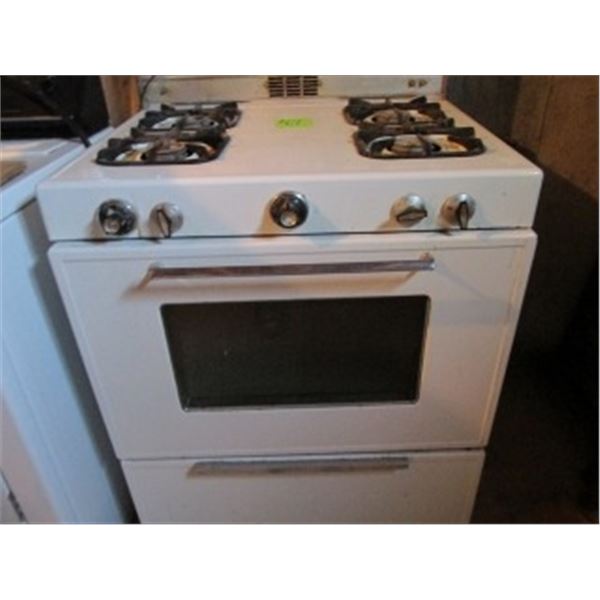 BEACH GAS STOVE AND OVEN
