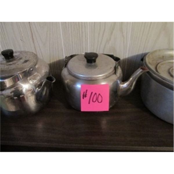 2 KETTLES, ALUMINIUN DUTCH OVEN, ROASTER