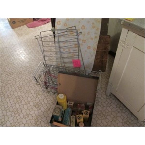 DEEP FREEZE BASKETS, COOLING RACKS, FREEZER PACKS, CUTTING BOARD, SPICES