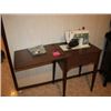 Image 1 : SINGER SEWING MACHINE IN CABINET