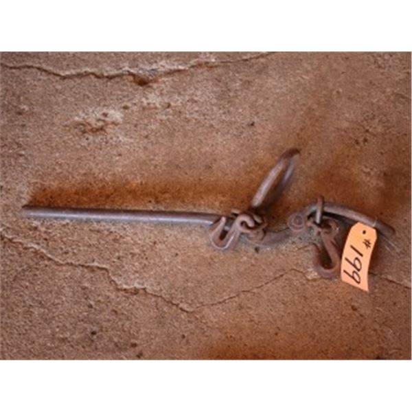 VERY OLD CHAIN BOOMER