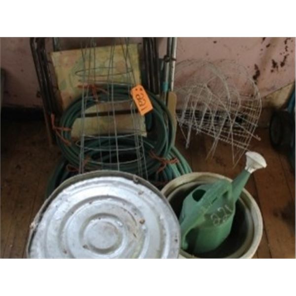 LAWN CHAIRS, GARDEN ACCESSORIES