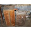 Image 1 : 2 WOOD BOXES