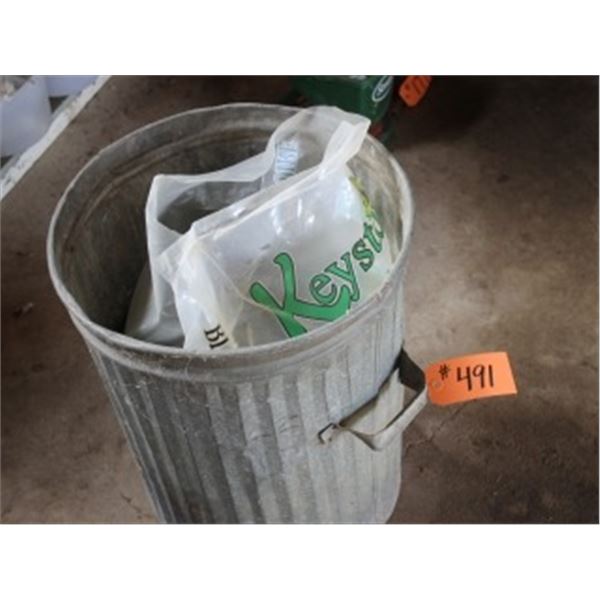 GARBAGE CAN C/W BIRD SEED