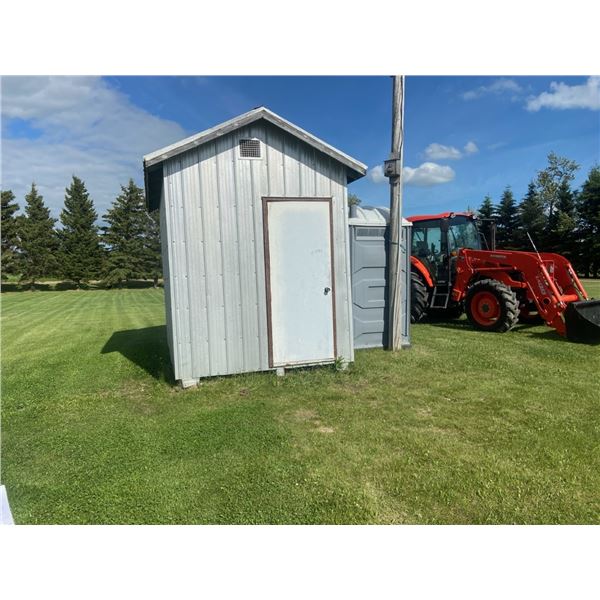 FUEL SHED C/W 2 FUEL TANKS & CONTENTS OF SHED (BUYER RESPONSIBLE FOR LOADING)
