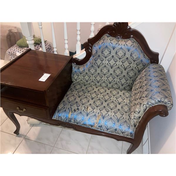 Reproduction Mahogany Hall Bench A