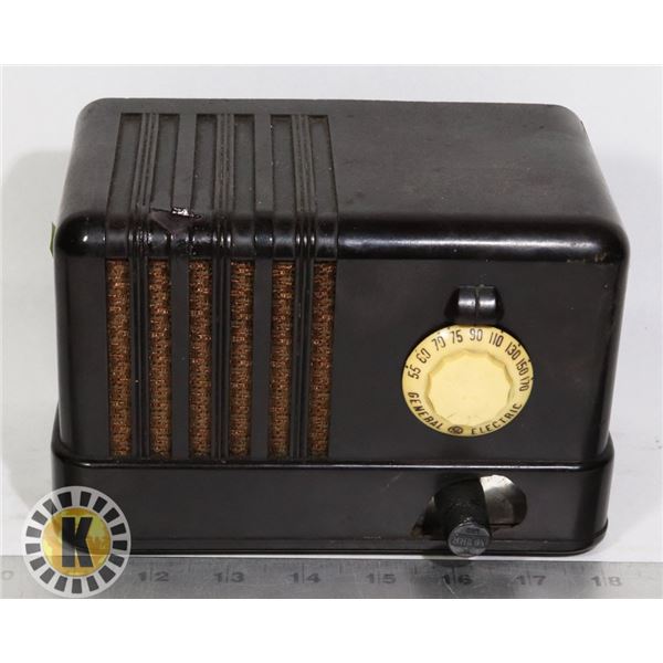 ANTIQUE GENERAL ELECTRIC RADIO