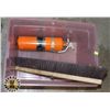Image 1 : FIRE EXTINGUISHER SOLD WITH PUSH BROOM HEAD