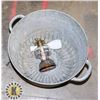 Image 1 : METAL BIN WITH VINTAGE LANTERN