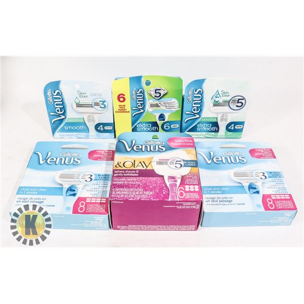 BAG OF ASSORTED RAZOR HEADS