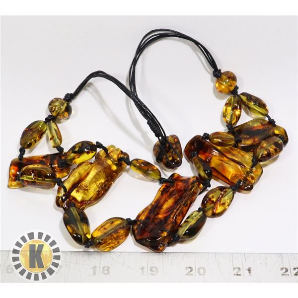 AMBER EXTRAORDINARY NECKLACE