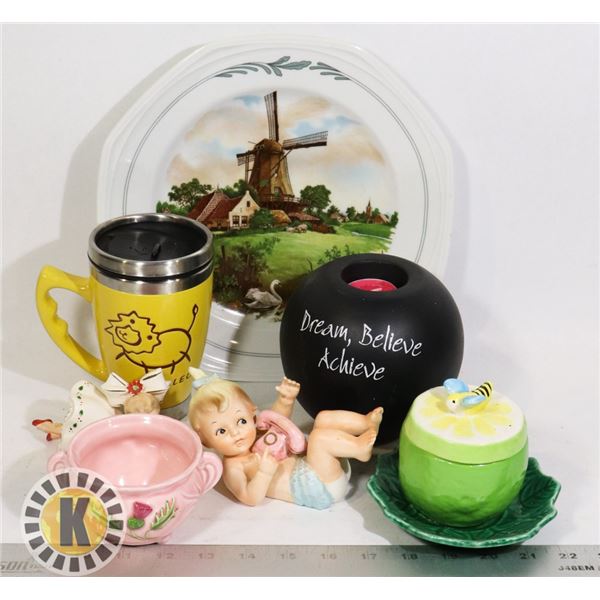 ESTATE BOX OF DECORATIONS