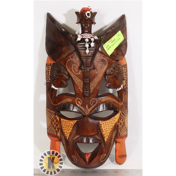 WOODEN AFRICAN ART/ MASK