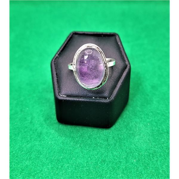 7)  OVAL NATURAL AMETHYST RING SET IN 925