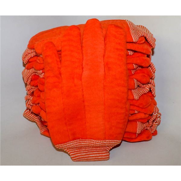 12 PAIRS OF JOMAC WORK KING HEAT RESISTANT GLOVES