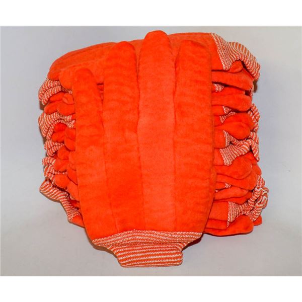 12 PAIRS OF JOMAC WORK KING HEAT RESISTANT GLOVES