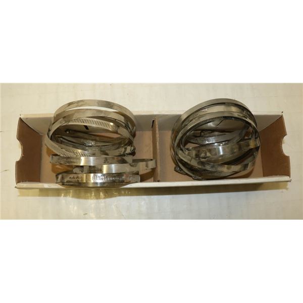 FLAT OF ASSORTED HOSE GEAR CLAMPS