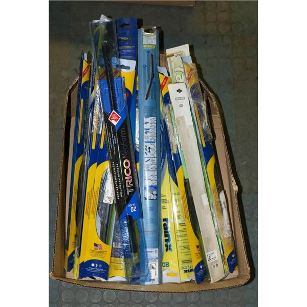 BOX LOT OF WINDSHIELD WASHER WIPERS