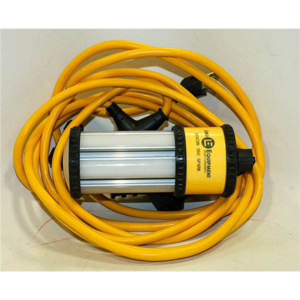 LIND BEACON 360 SPARK 15FT TRIPLE OUTLET