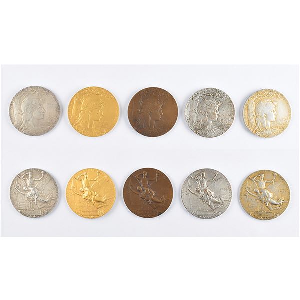Paris 1900 Exposition Universelle Set of (5) Medals
