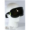 Image 1 : SNOWBOARD GOGGLES. TINTED.