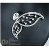Image 1 : 1/2 BUTTERFLY WING BROOCH W/ RHINESTONES