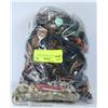 Image 1 : LARGE BAG OF FASHION MIXED JEWELRY