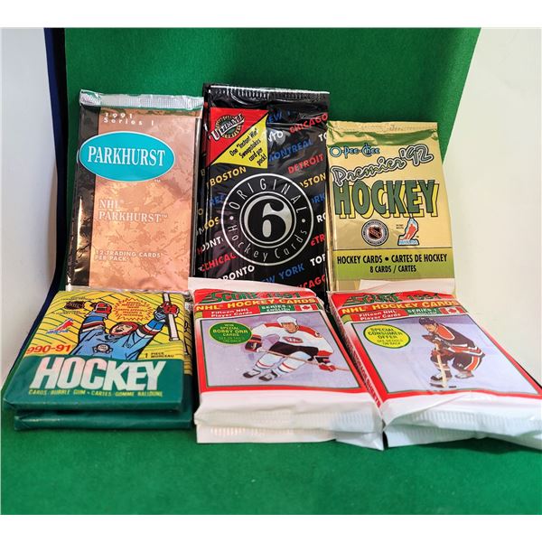 26)  LOT OF 15 VINTAGE PACKAGES OF SEALED