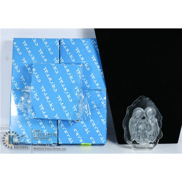 LOT OF 5 CRYSTAL ENGRAVED DECOR. THREE WISE MEN.