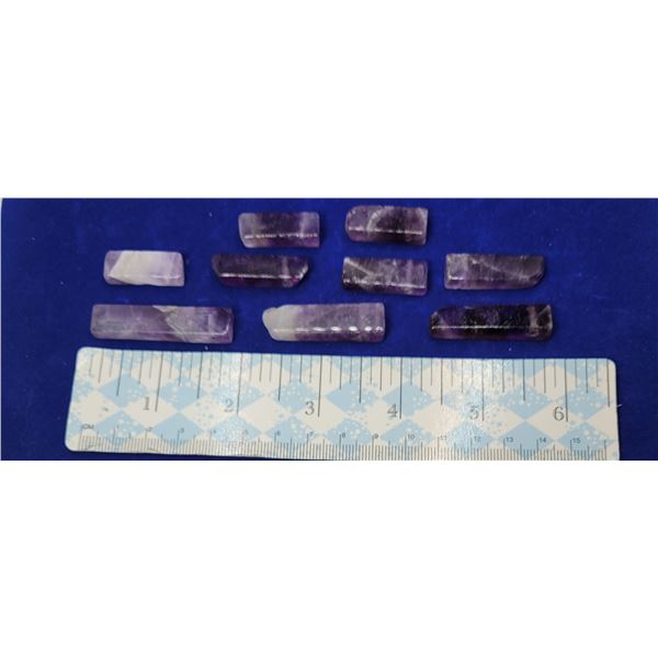 22)  LOT OF 9 PIECES OF NATURAL DRILLED