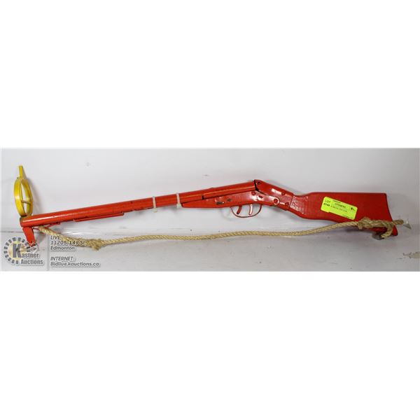 VINTAGE METAL TOY GUN