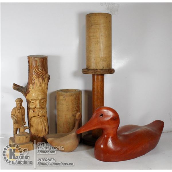 VINTAGE LOT OF ASSORTED CARVED WOOD ITEMS