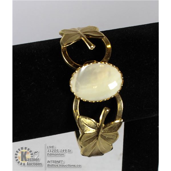 BUTTERFLY MOTHER OF PEARL BRACELET