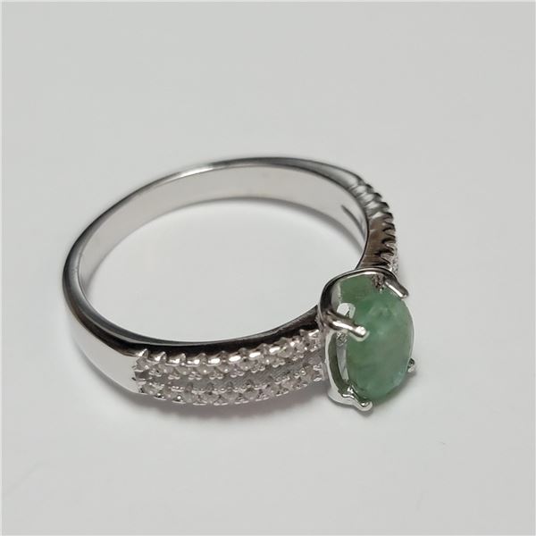 BZ390-118 SILVER EMERALD RING