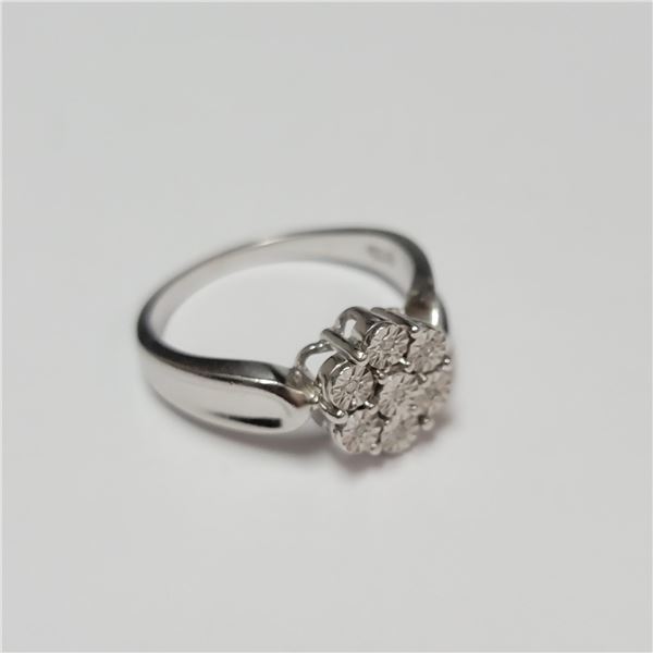 BZ390-131 SILVER 7 DIAMOND RING