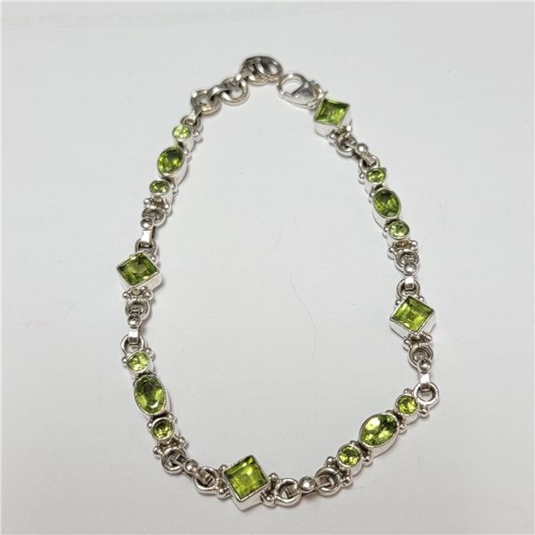 BZ390-137 SILVER PERIDOT 7" 14G BRACELET