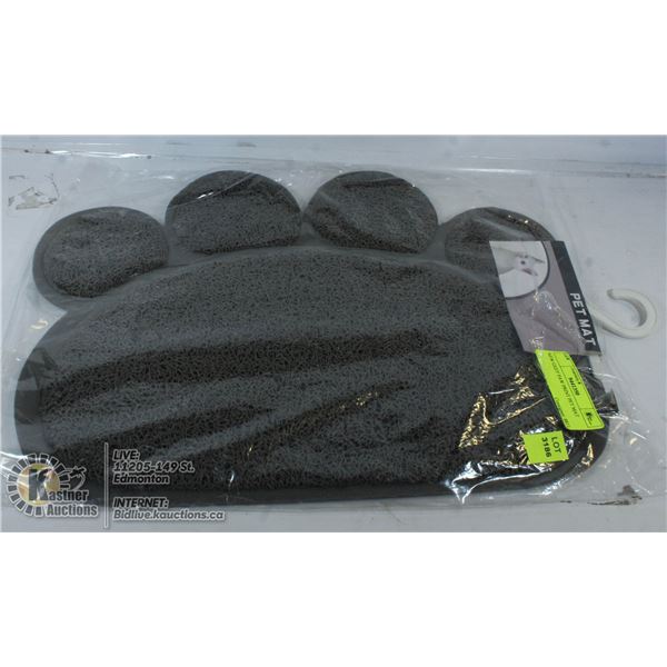NEW GREY PAW PRINT PET MAT