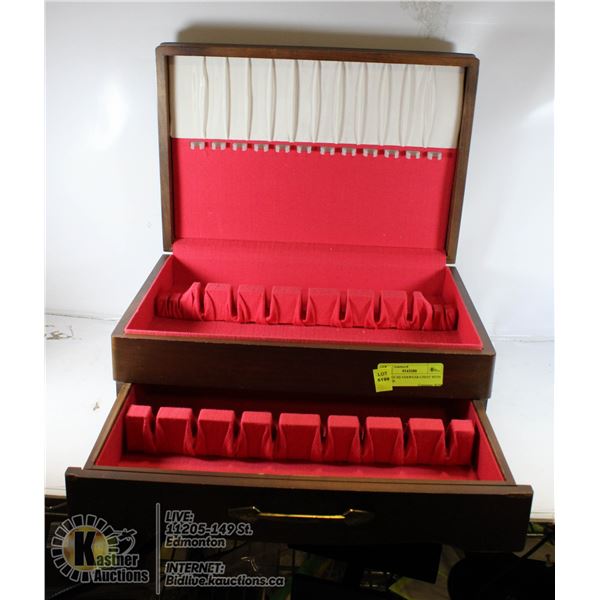 VINTAGE SILVERWEAR CHEST WITH DRAWER