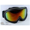 Image 1 : SNOWBOARD GOGGLES.