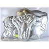 Image 1 : POKEMON, DORA, POPEYE VINTAGE WILTON CAKE PANS