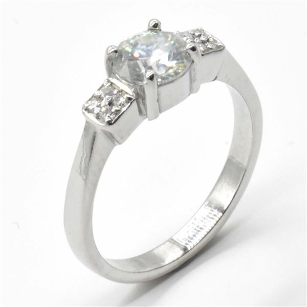 EC55 SILVER MOISSANITE (ROUND 7 MM) RING