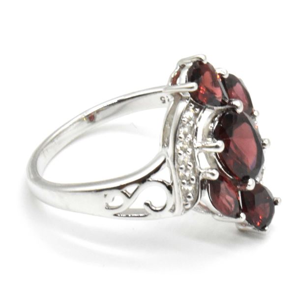 EC66 SILVER GARNET CZ RING