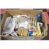 Image 1 : BOX LOT OF WORK GLOVES
