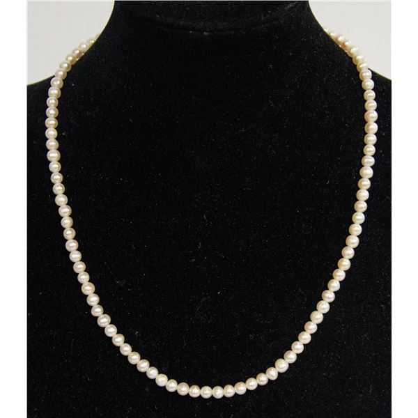 PEARL NECKLACE (18") AND BRACELET