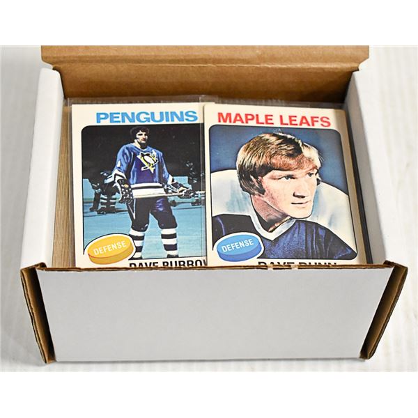 175 X HOCKEY CARDS 1975-76 ESTATE
