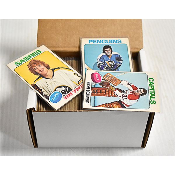 250 X  HOCKEY CARDS 1975-76 ESTATE